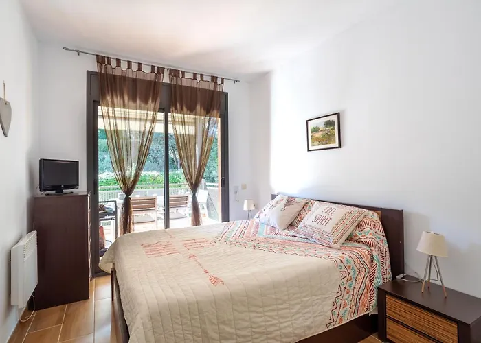 Sa Boadella Beach, - Costa Brava Apartment